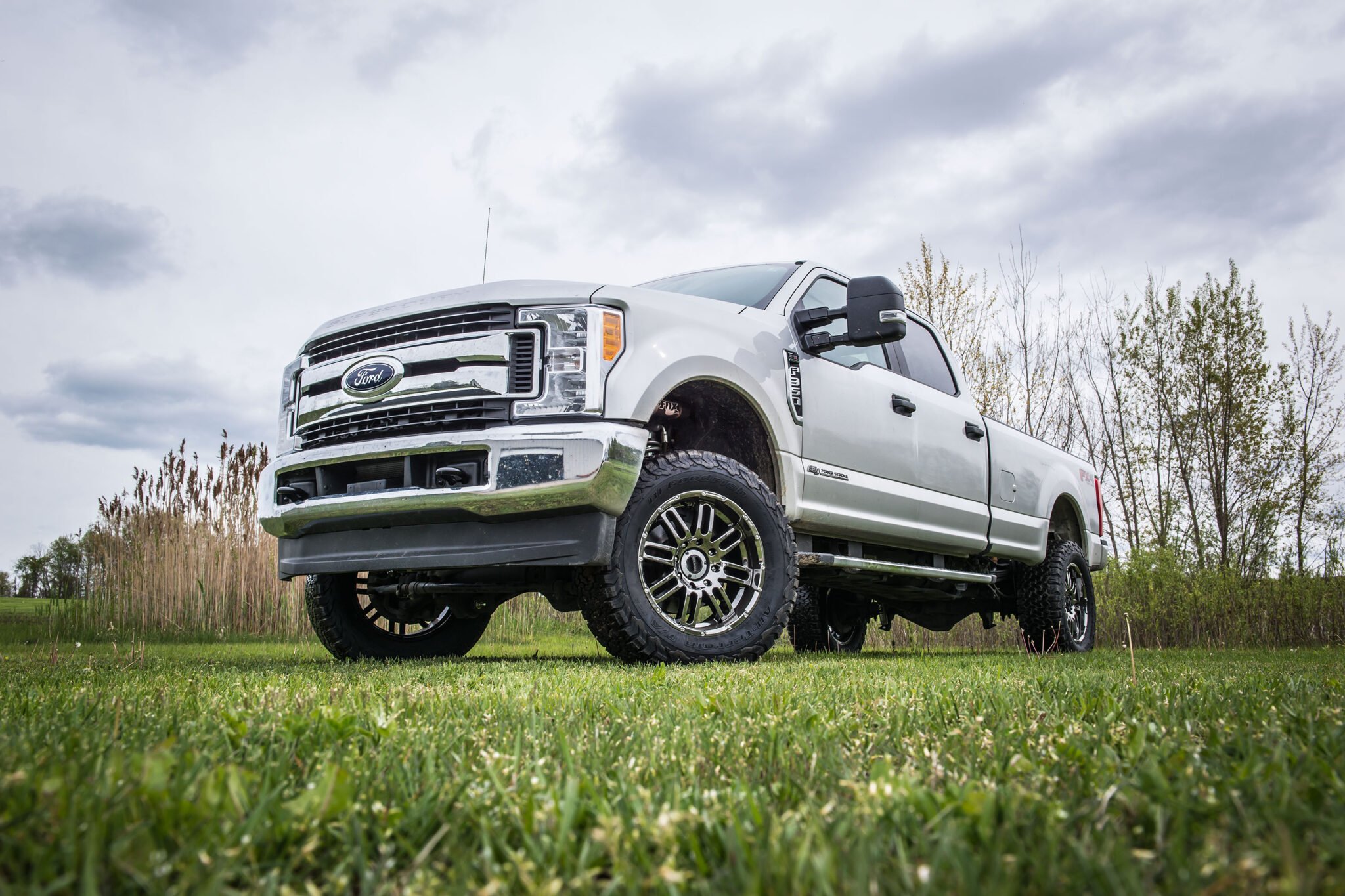 Best Truck Lift Kits for Diesel Enthusiasts | Diesel Power Products