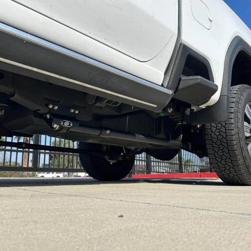 S&amp;B Suspension Traction Bar Kit for 20-26 GM 2500HD and 3500
