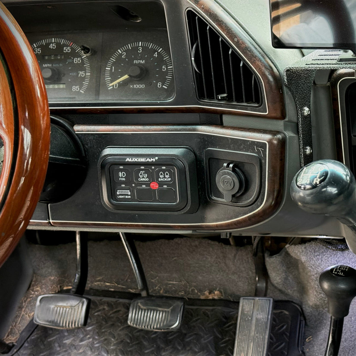 JC Customs Dash Mounted Auxbeam Mount 89-91 Ford F-250/F-350