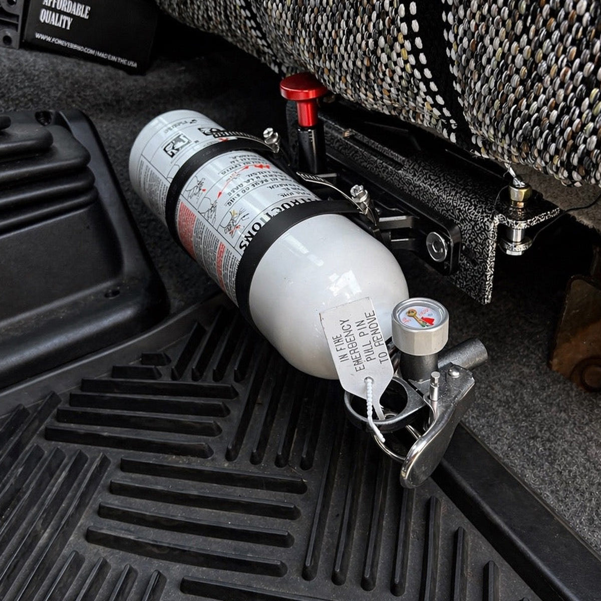 JC Customs Fire Extinguisher Mount 92-97 Ford F-250/F-350
