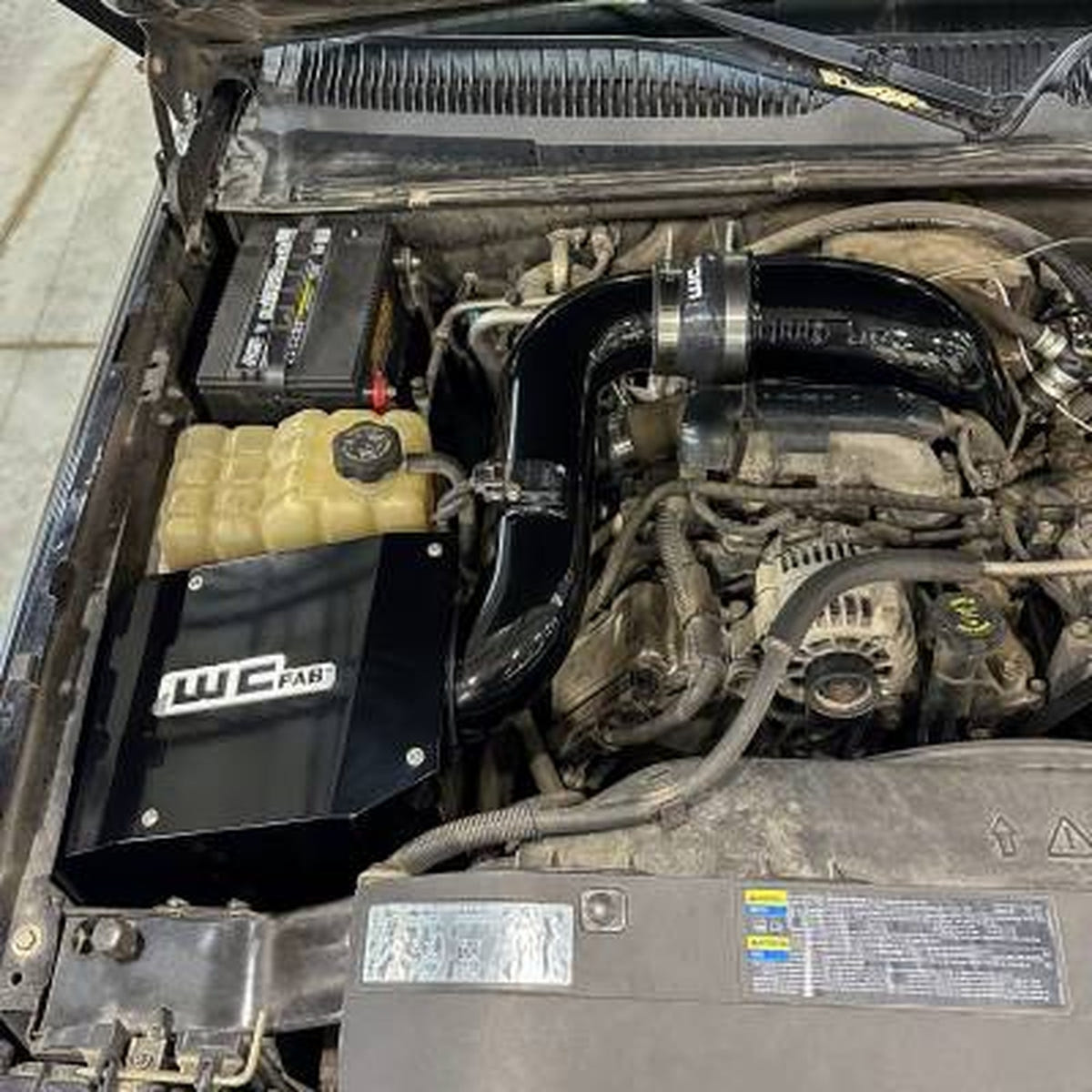 Wehrli Custom Fab 4" Cold Air Intake Kit With Air Box 2004.5-2005 GM 6.6L Duramax LLY