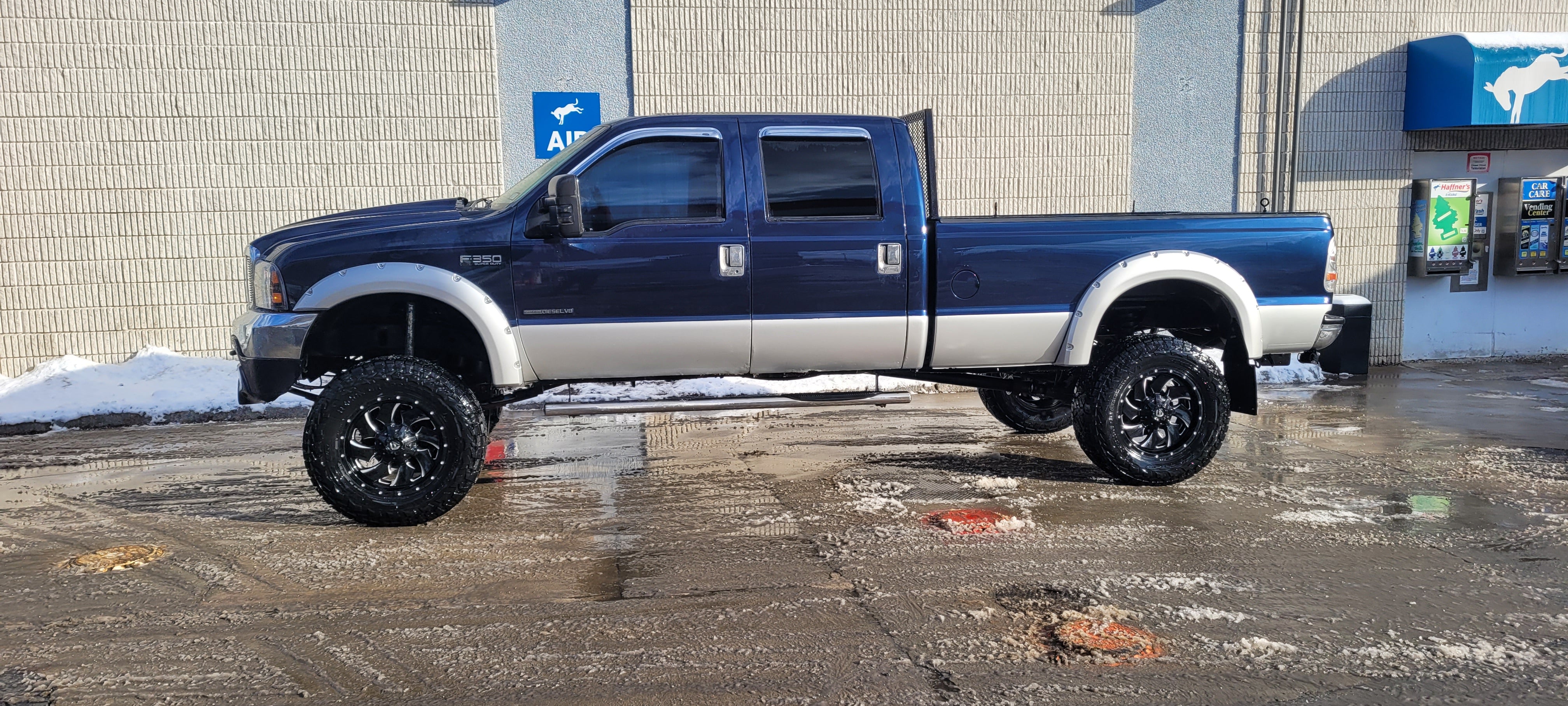 Garage photo - Customer 23167747948909
