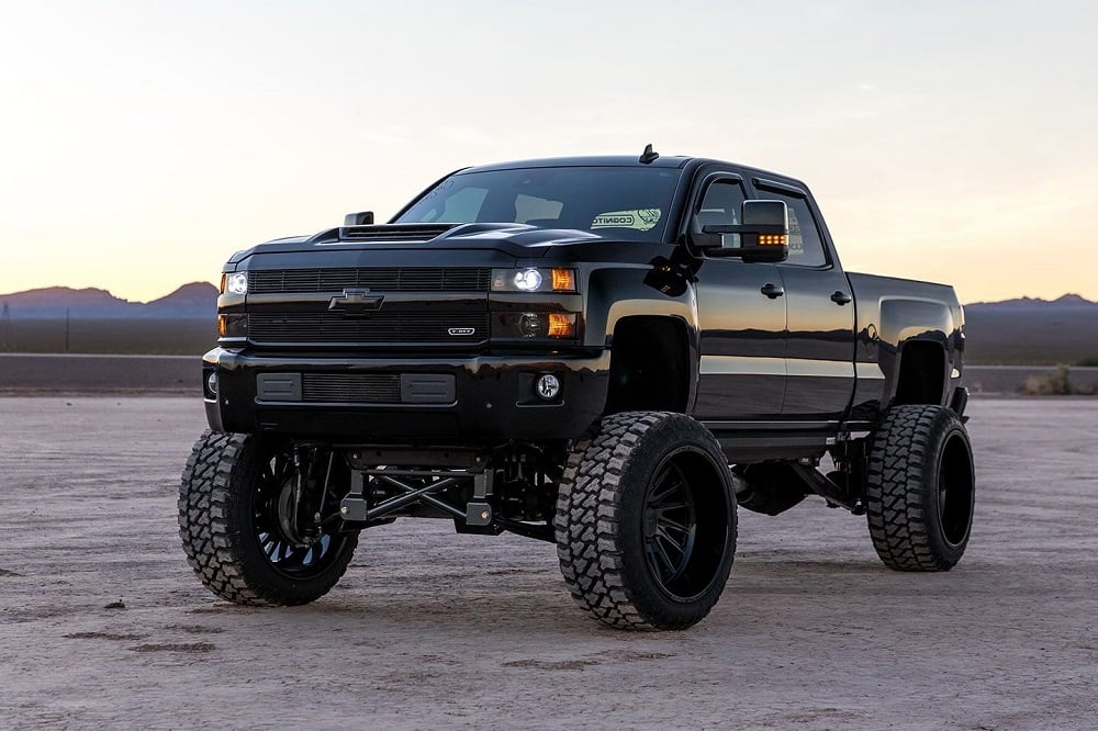 Cognito 10" Performance Lift Package with Fox Shocks for 11-19 GM 6.6L Duramax