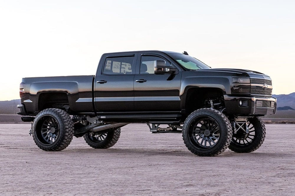 Cognito 10" Performance Lift Package with Fox Shocks for 11-19 GM 6.6L Duramax