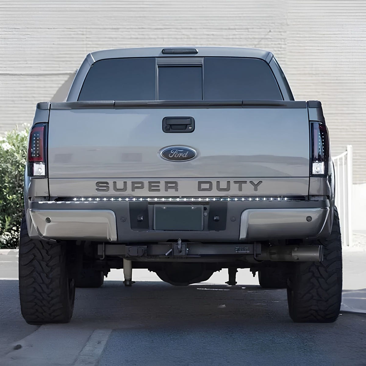 RECON White Lightning 60 inch LED tailgate light bar