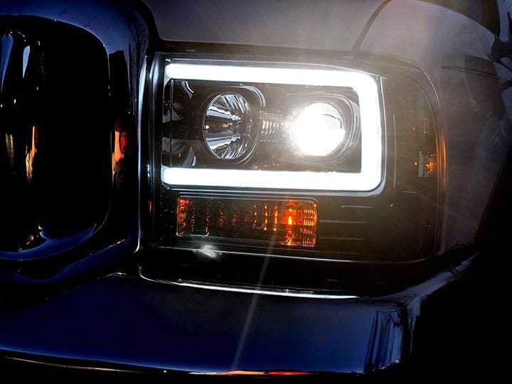 RECON 264193BKC Ford Superduty For 05-07 F250/F350/F450 PROJECTOR HEADLIGHT RECON 264193BKC FORD SUPERDUTY 05-07 F250&frasl;F350&frasl;F450&frasl;F550 PROJECTOR