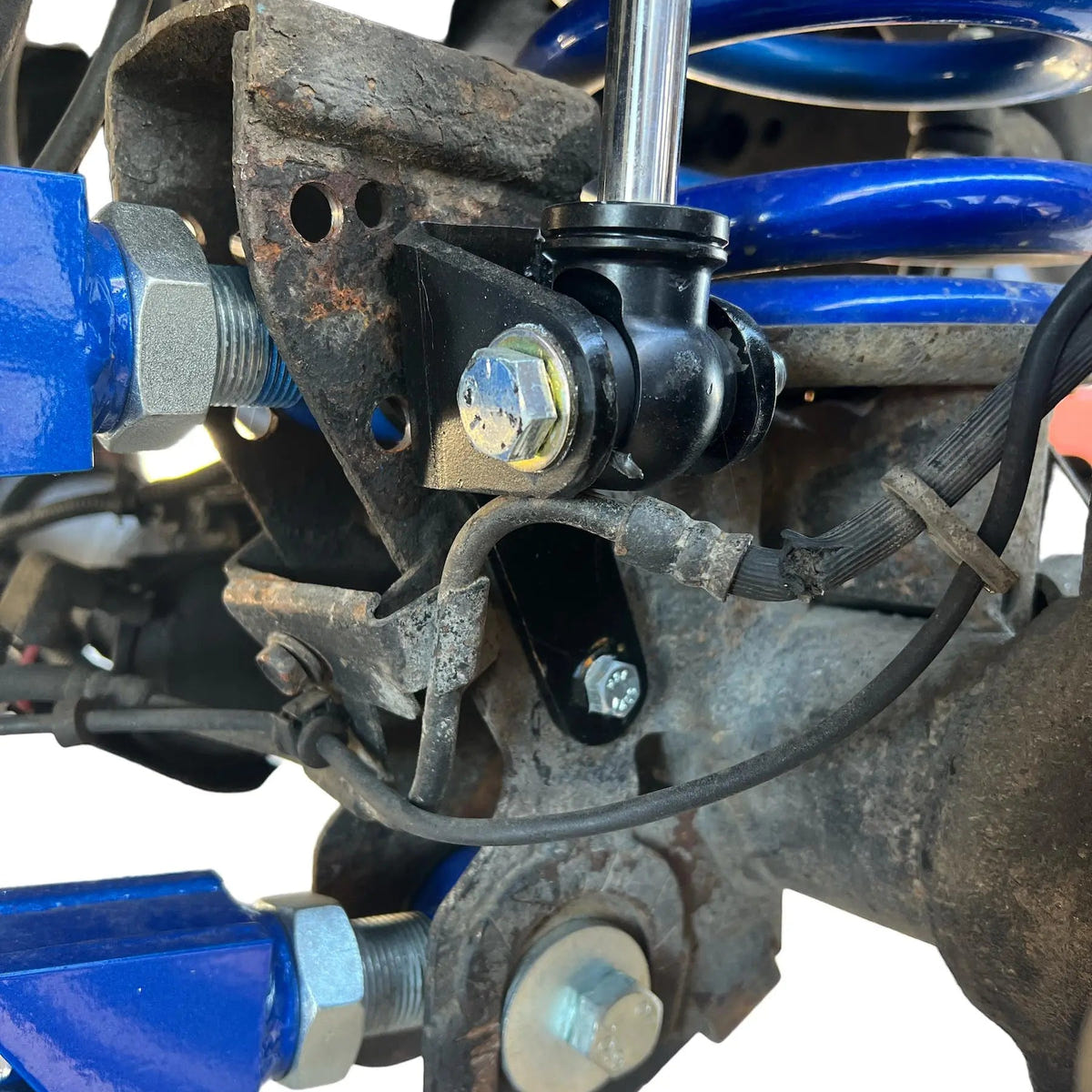 Apoc Industries Shock Relocation Bracket 94-02 Dodge Ram 1500/2500/3500
