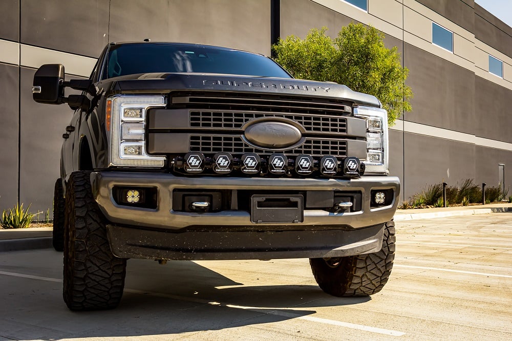 Baja Designs 7 XL Linkable Light Kit With Bumper Bracket for 17-19 Ford Superduty