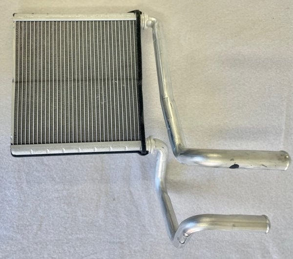 Mopar Replacement Heater Core for 10-20 Ram 6.7L Cummins 2500 and 3500 and for 14-20 Ram 1500 3.0L Ecodiesel