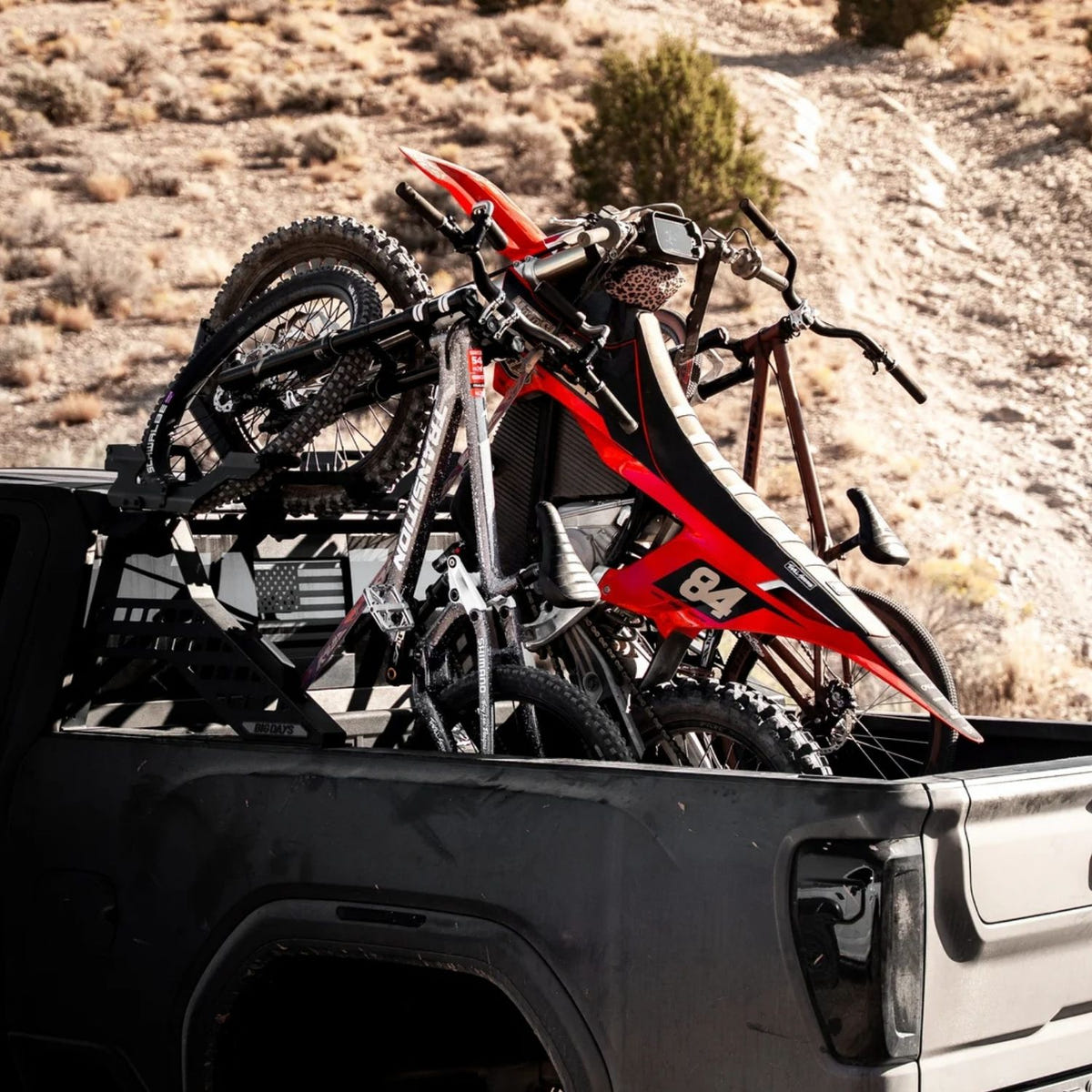 Heavy-duty Chase Rack System truck bed bike and motorcycle carrier with motorcycle ramp
