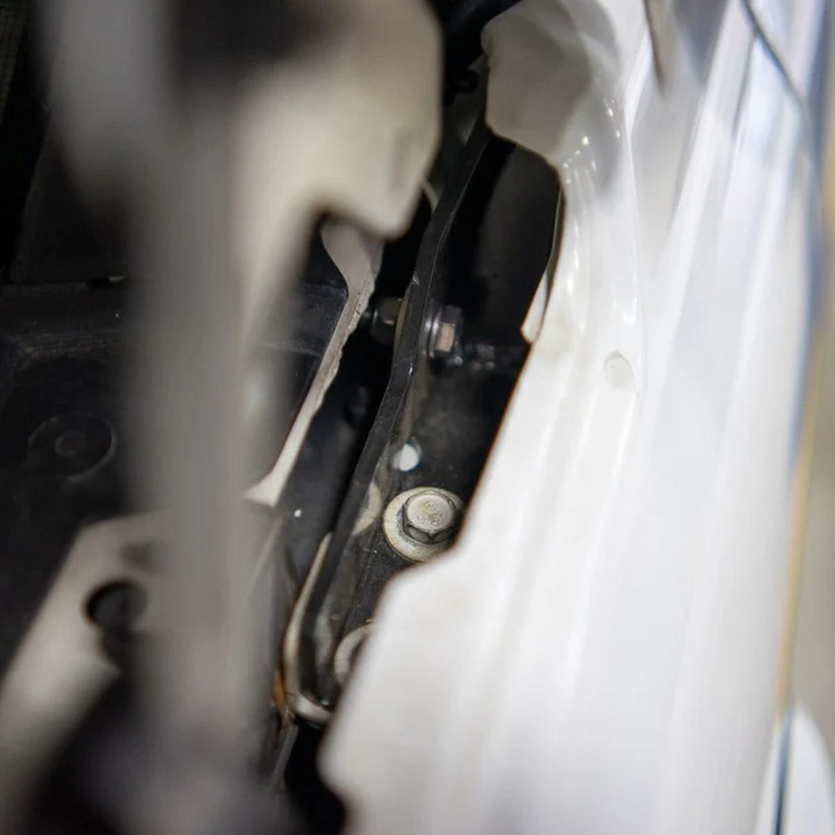 DMAXStore A-Pillar Light Mounting Kit 03-07 GM 2500HD/3500