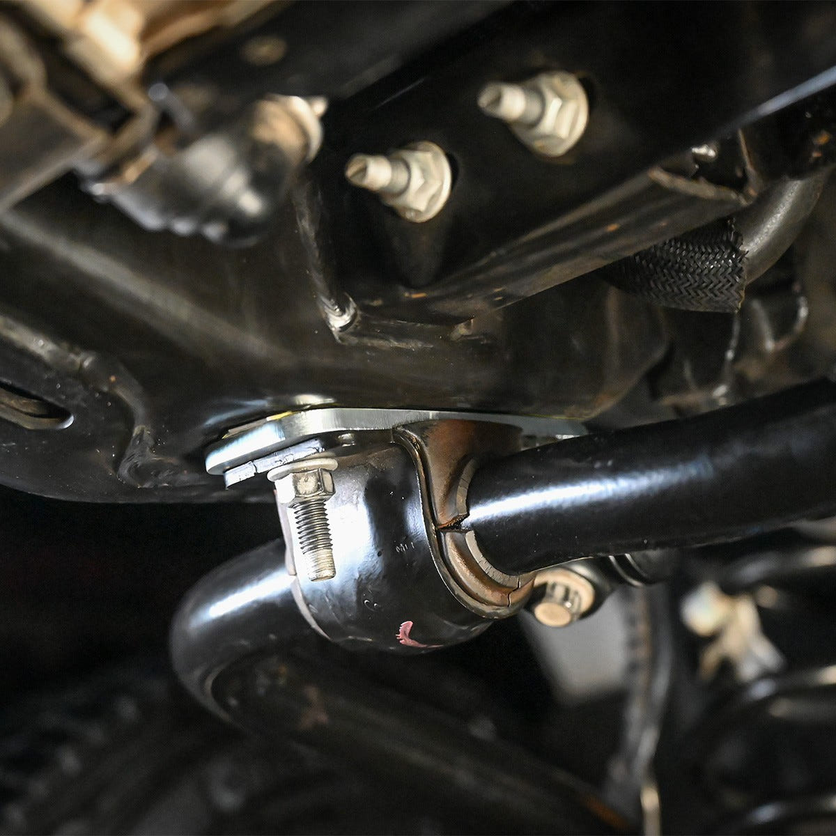 Synergy Frame Side Stabilizer Relocation Kit 05-26 Ford F-450/F-550 Superduty
