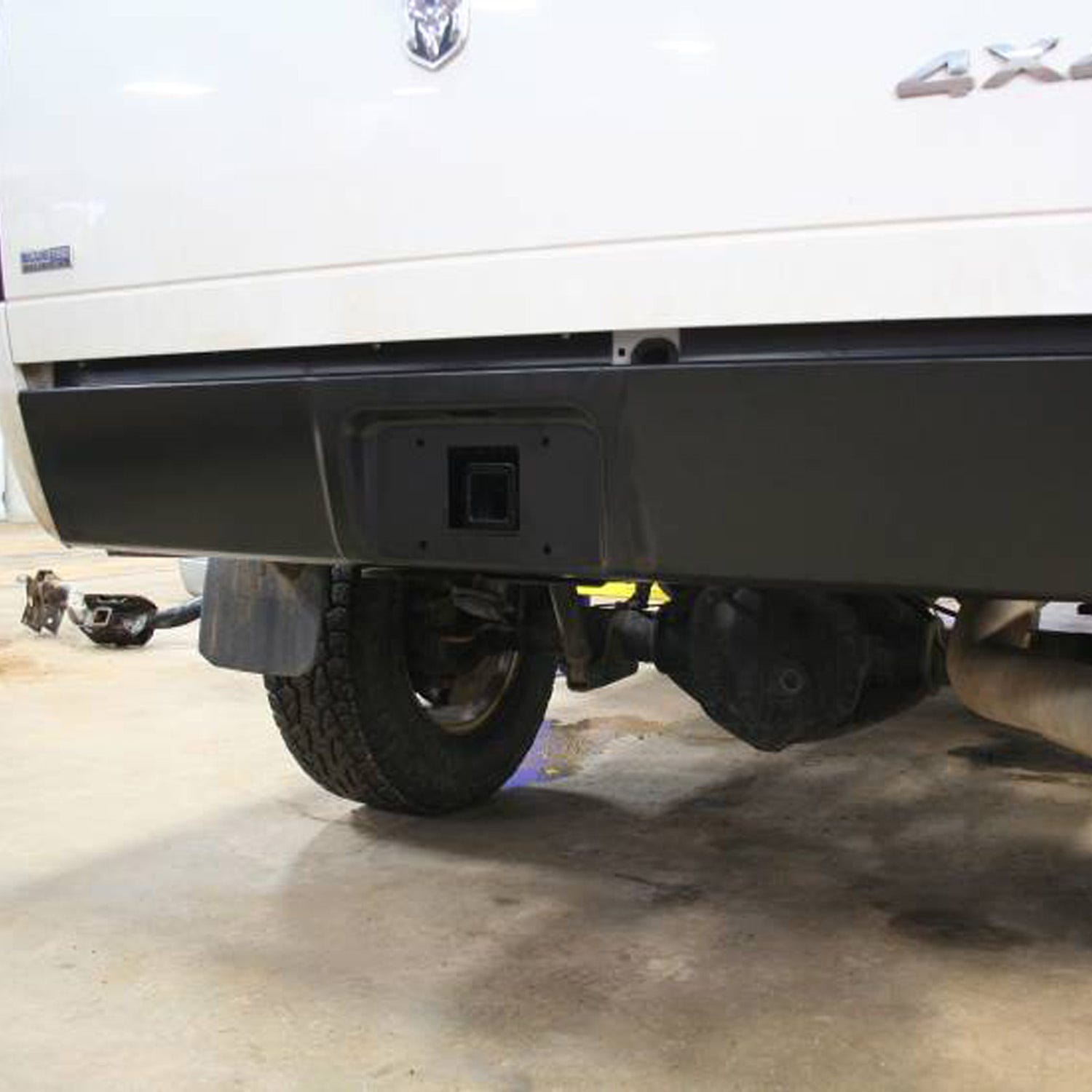 BHP BEHIND Roll Pan 2 inch Hidden Receiver Hitch 03-18 Ram 2500/3500