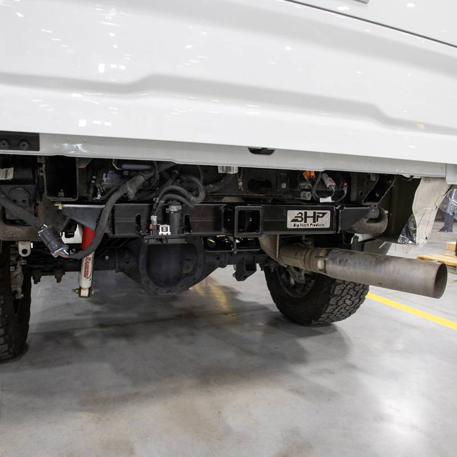BHP BEHIND Roll Pan 2.5 Inch Receiver Hitch 20-26 GM 2500HD/3500HD L5P