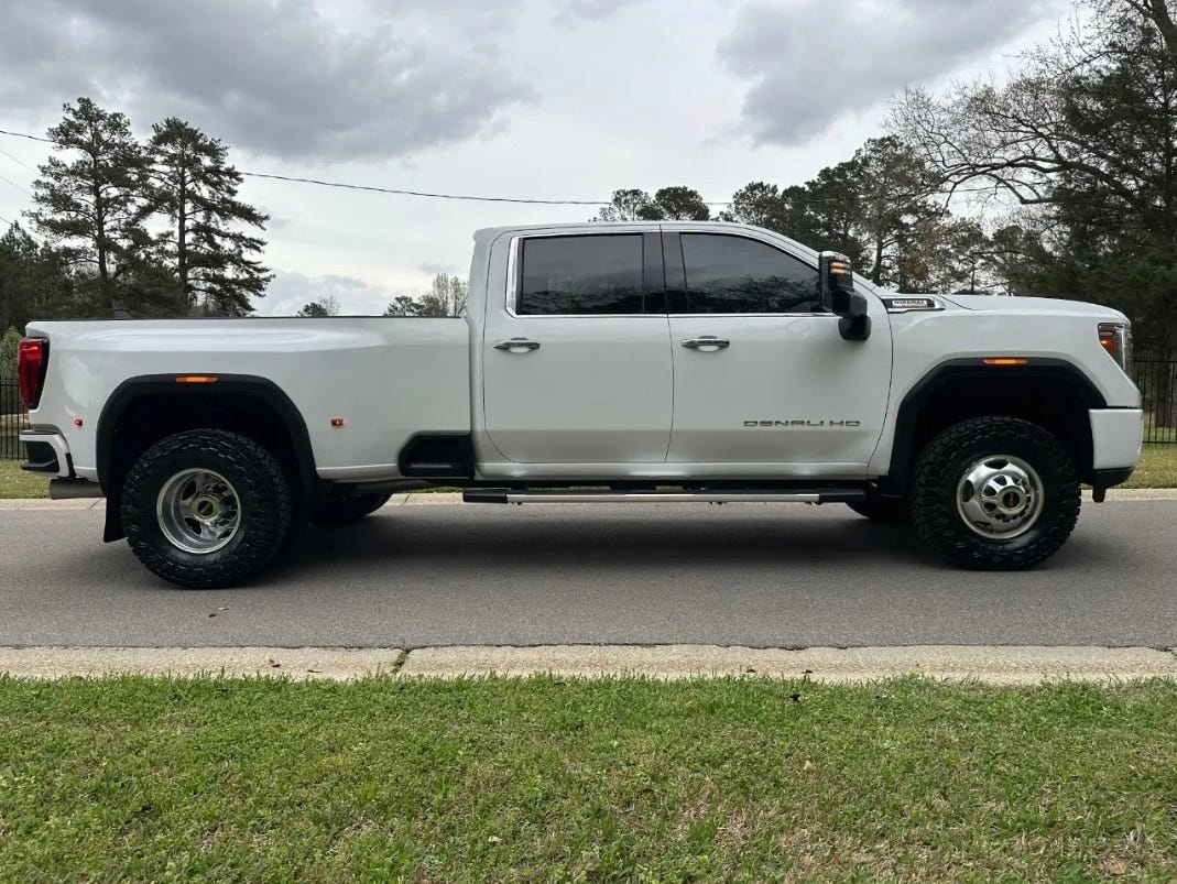 Garage photo - Customer 31282513740141