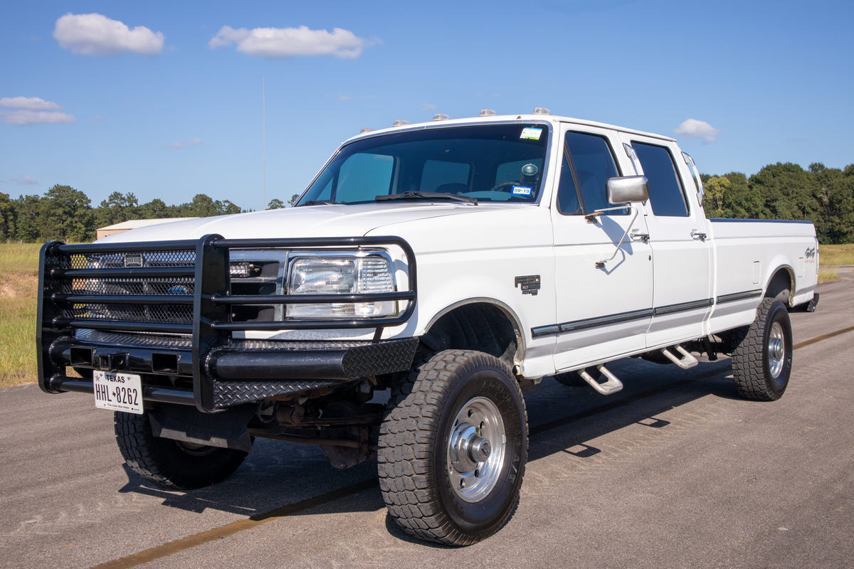 Complete Performance Six Piece Clear Diffused Headlight Kit 92-97 Ford F-250/350