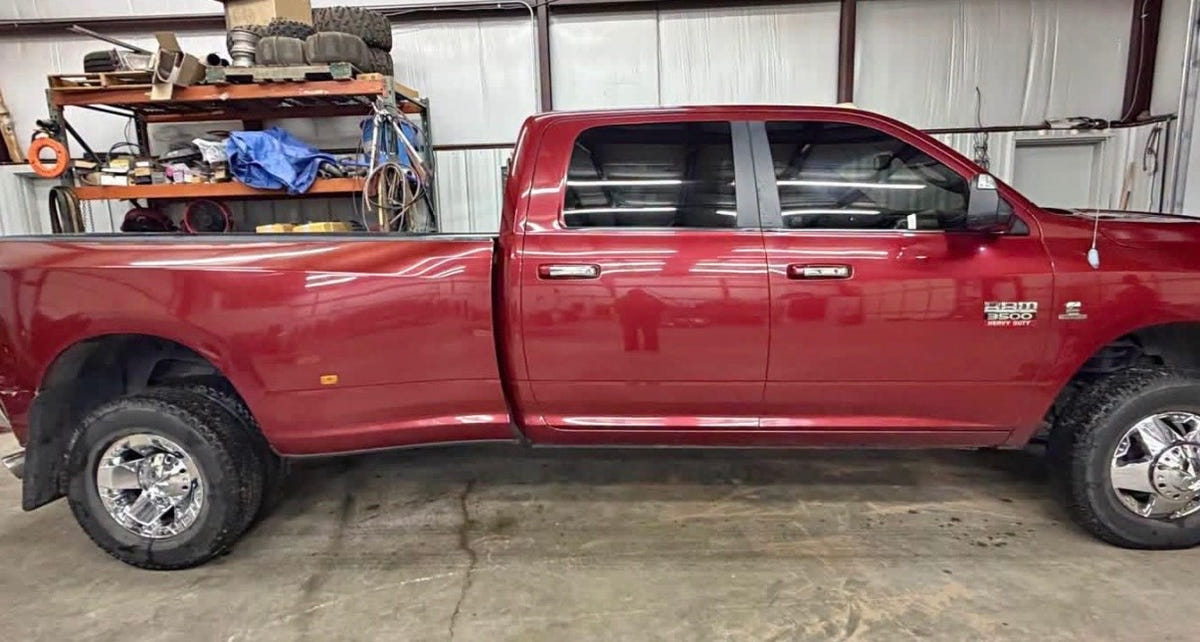 Garage photo - Customer 31313310941549