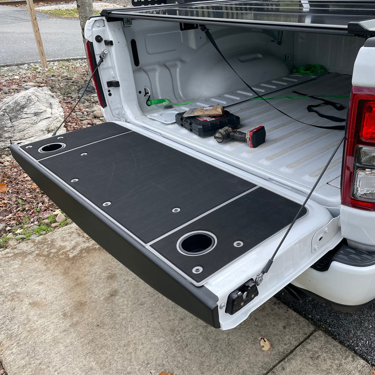 BillieBars Tailgate Covers 98-26 RAM 1500/2500/3500