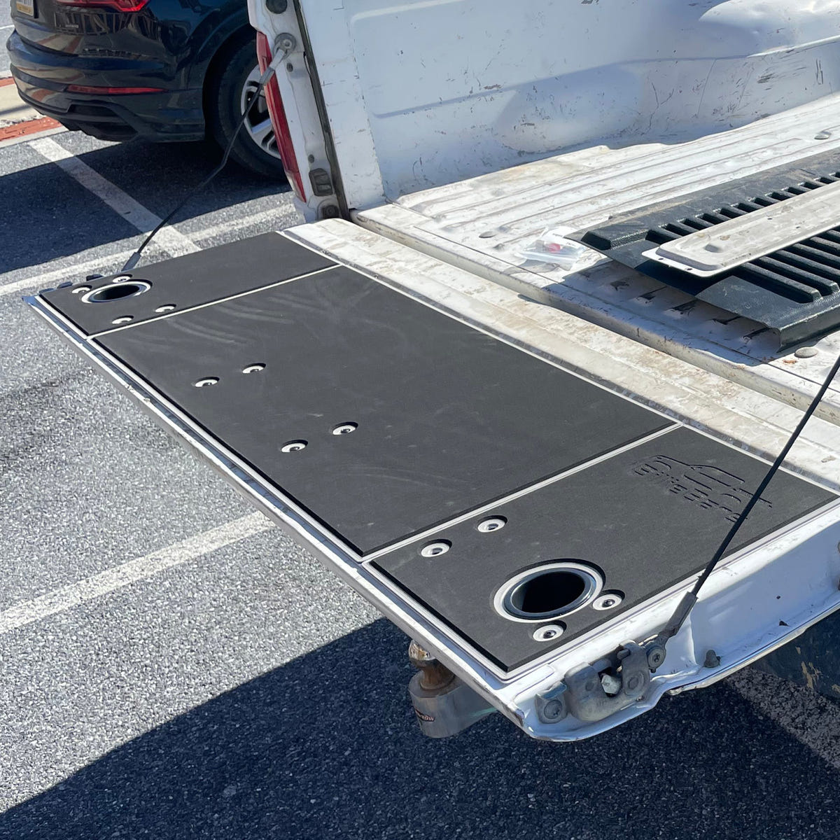BillieBars Tailgate Cover 88-96 Ford F-250/F-350