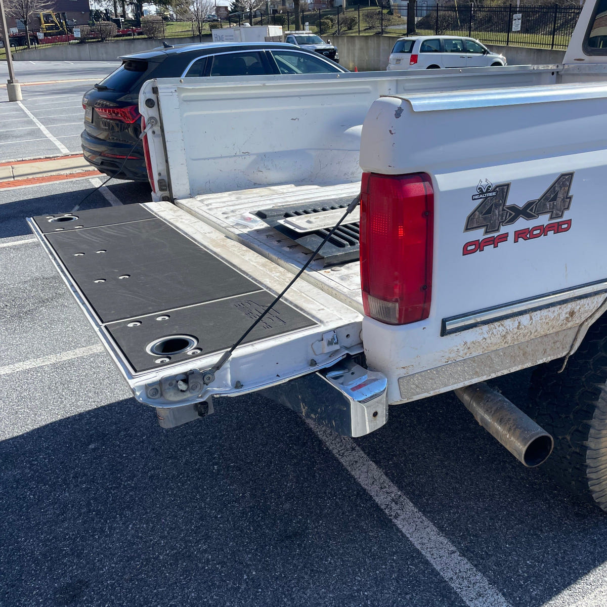BillieBars Tailgate Cover 88-96 Ford F-250/F-350