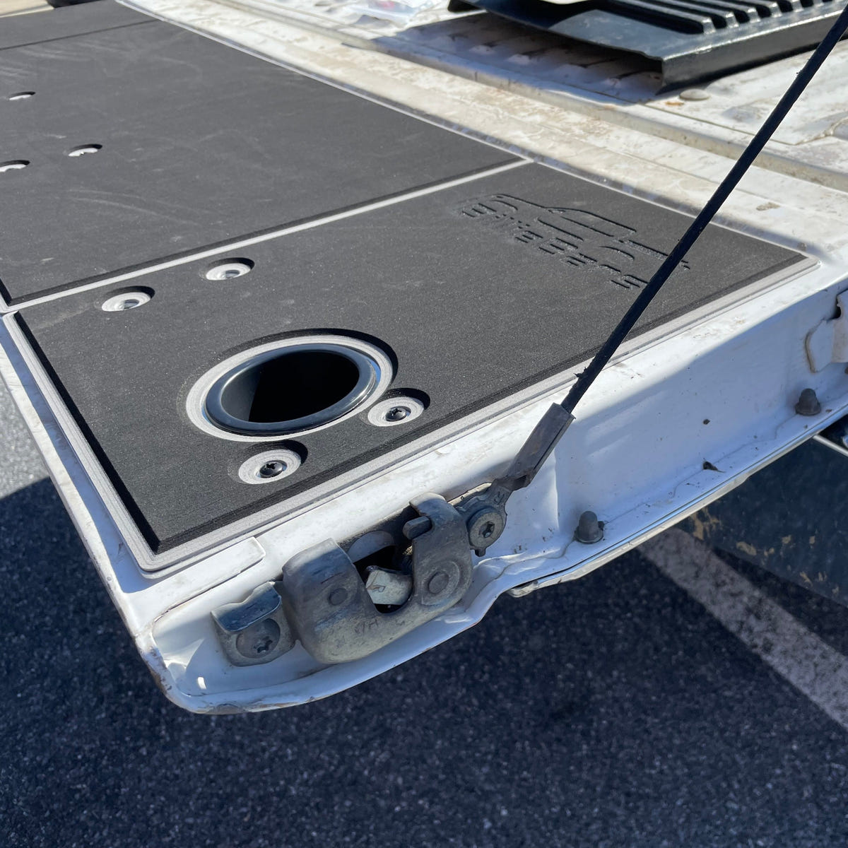 BillieBars Tailgate Cover 88-96 Ford F-250/F-350