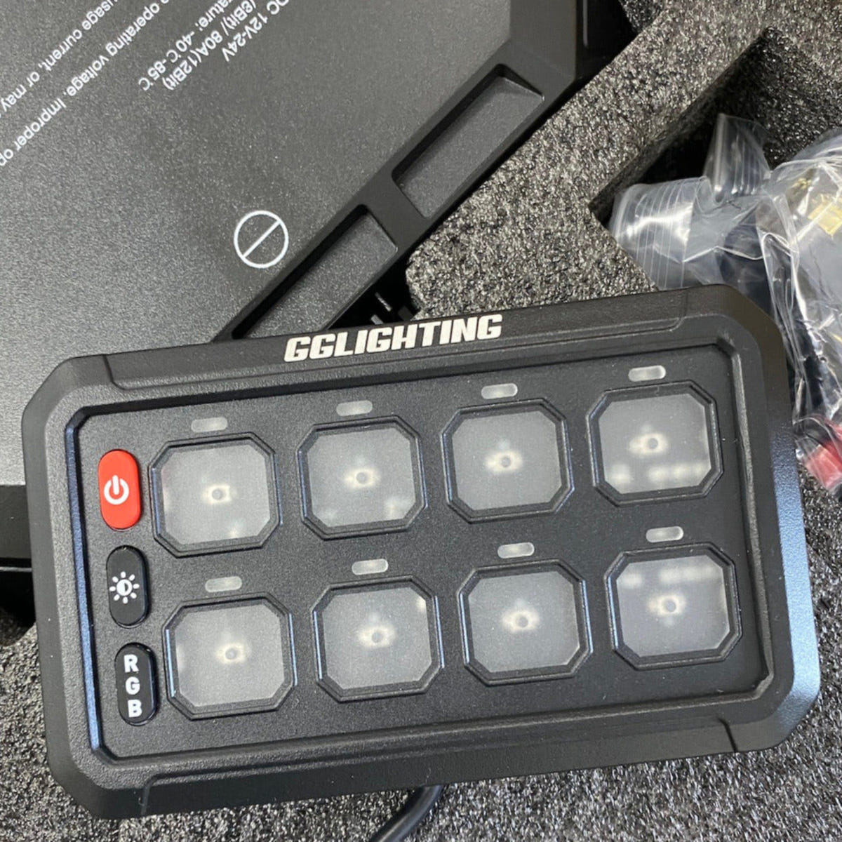 GG Lighting 8-Gang Switch Panel