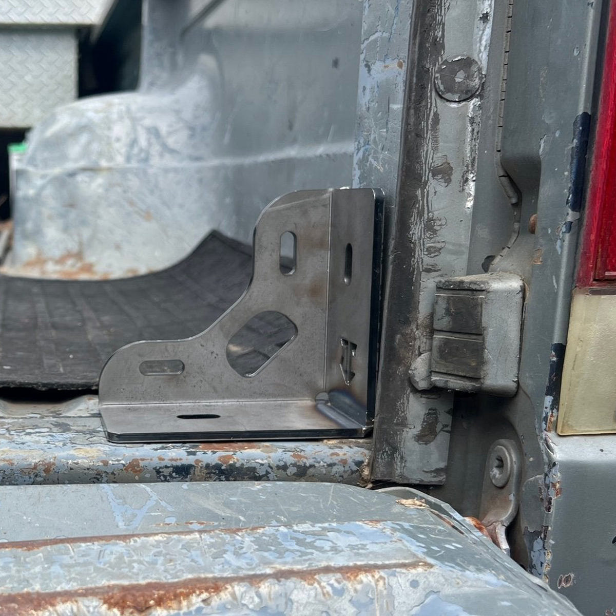 JC Customs Mini Bed Stiffeners/Tie downs 80-97 Ford F-250/F-350