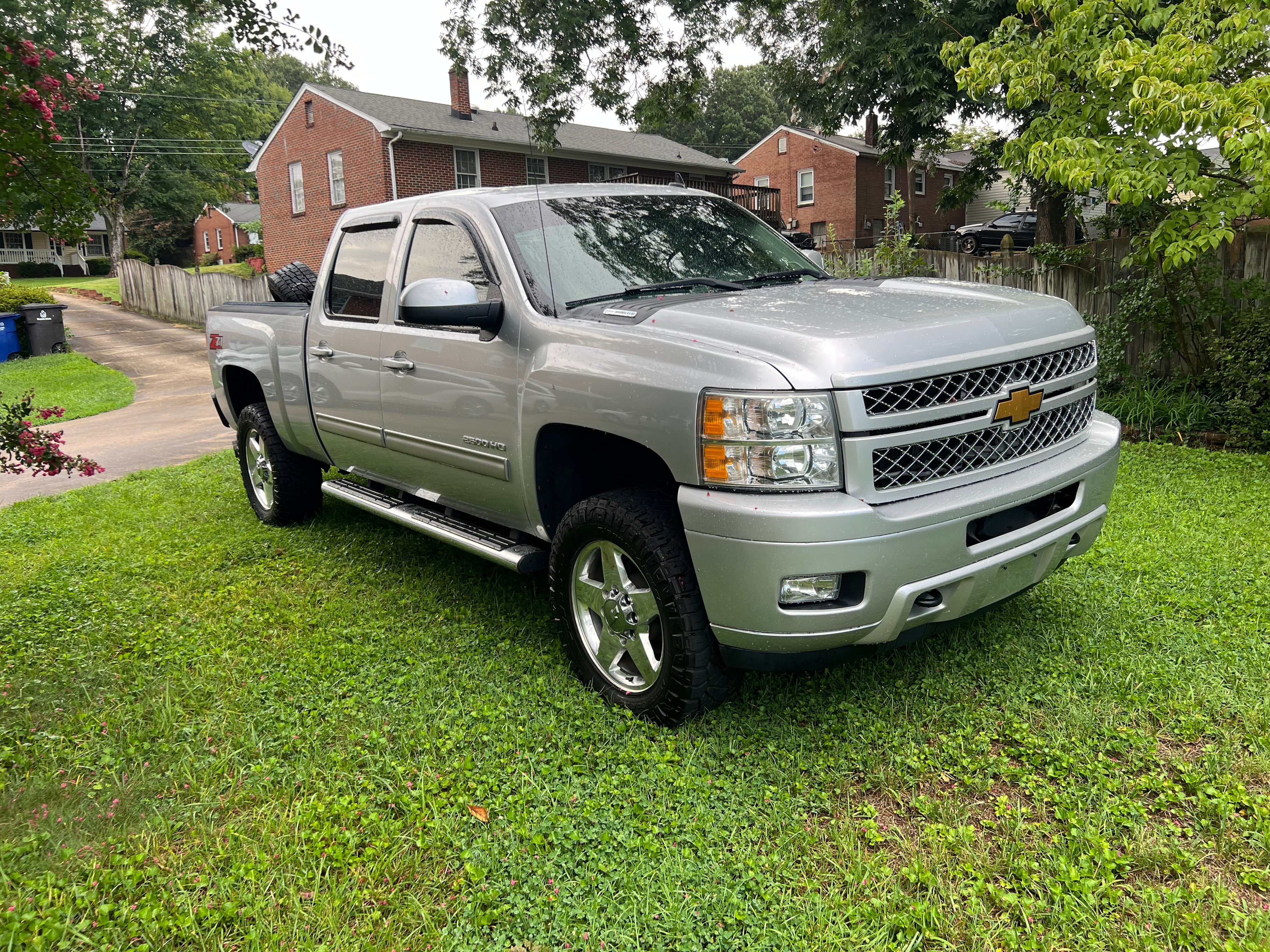 Garage photo - Customer 24637736616301