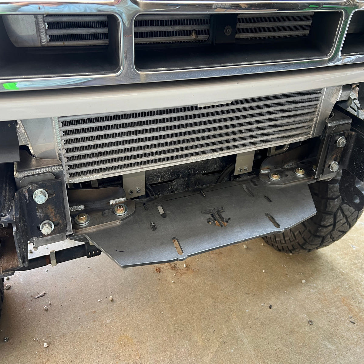 JC Customs Hidden Winch Mount 94-97 Ford F-250/F-350