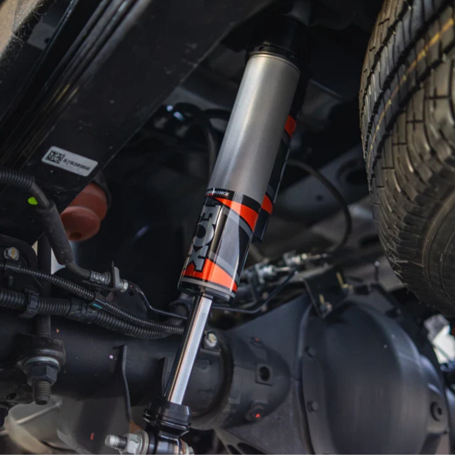 Premium suspension upgrade with FOX reservoir shocks for GM 2500HD and 3500HD trucks