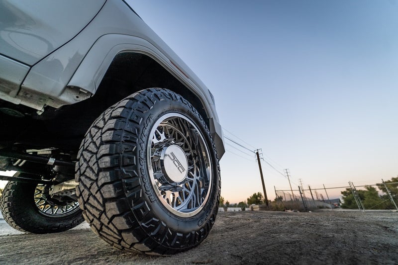 DDC Wheels Forged Polished Mesh 22"x8.25" Wheel Set for 11-23 GM 3500 Dually