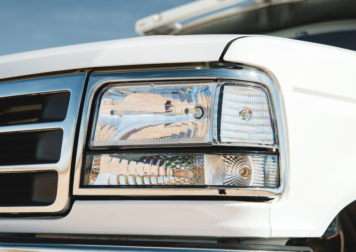 Complete Performance Six Piece Clear Headlight Kit 92-97 Ford F-250/350