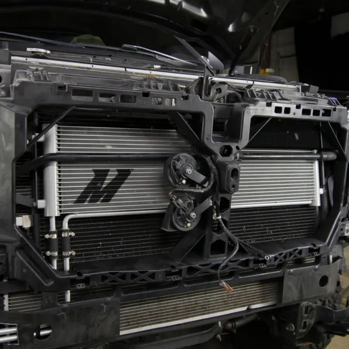 Heavy duty Mishimoto transmission cooler Ford F250 F350 6.7 Powerstroke 2020-2022