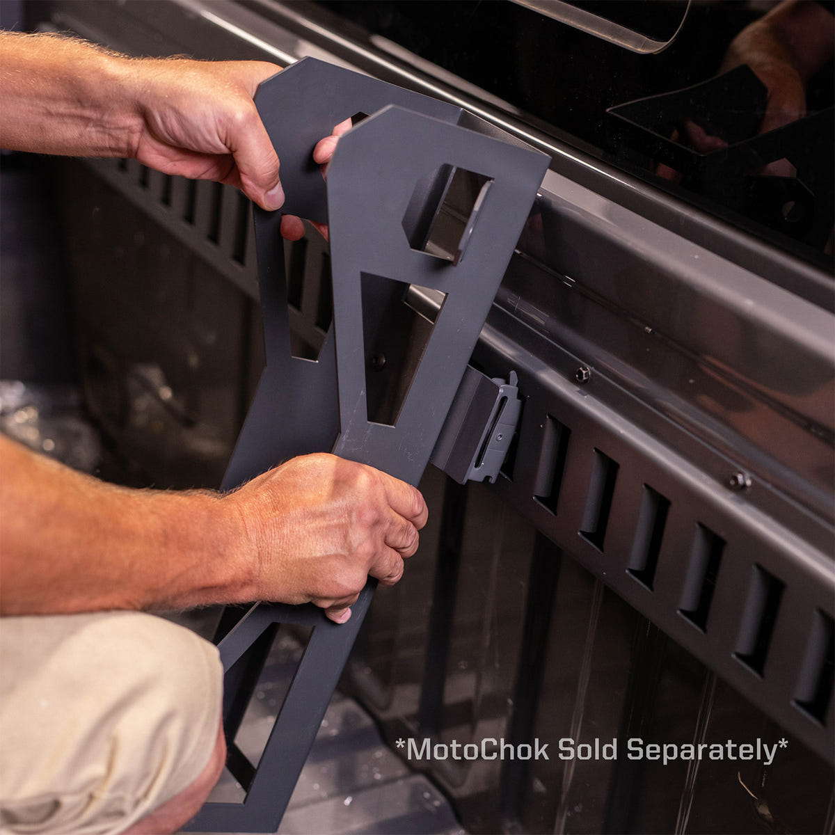 Z-TRAK Custom-Fitted Mounting Rack for Truck Beds