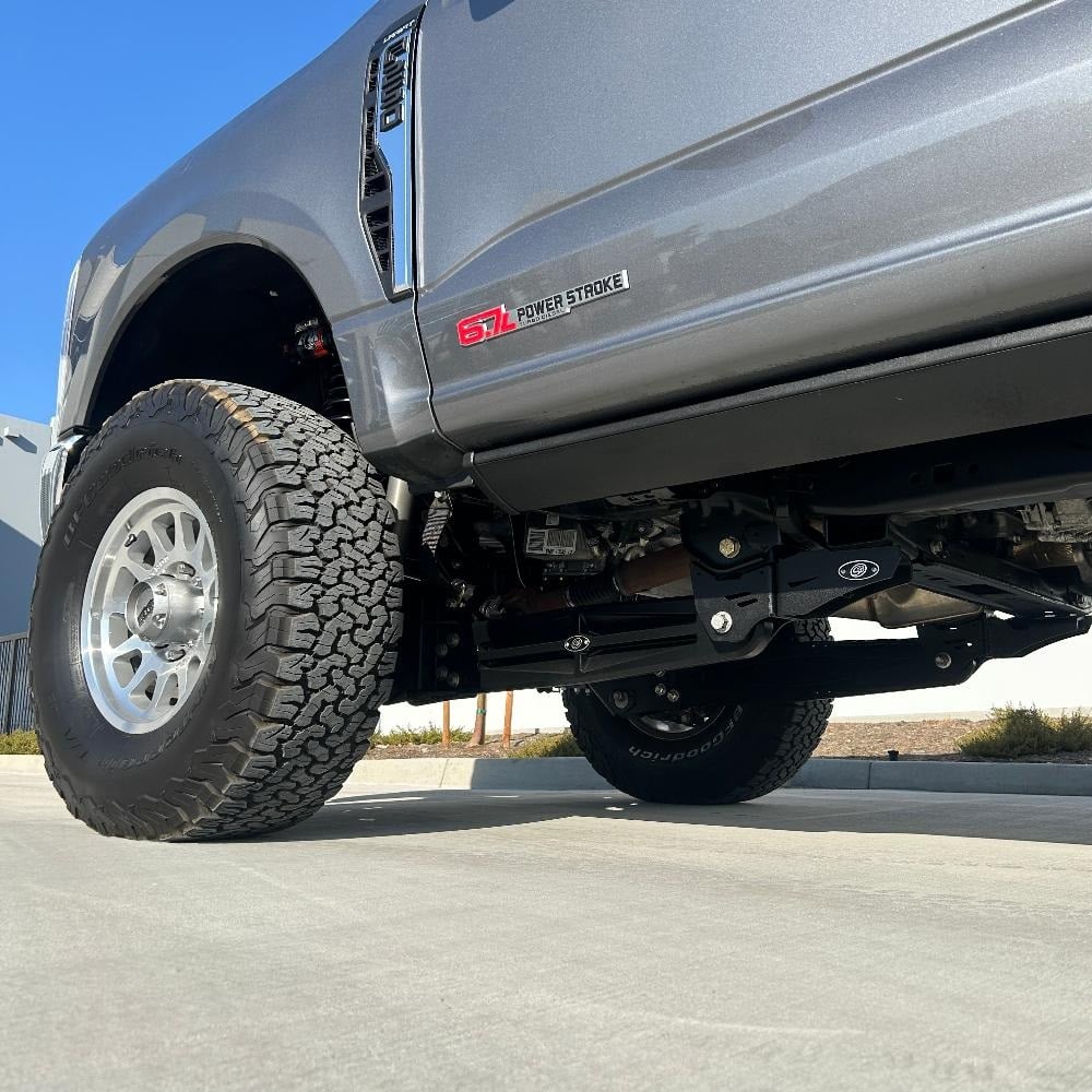 S&amp;B Suspension 3.5-5.5" Lift Kit for 23-26 Ford SuperDuty F-250 and F-350