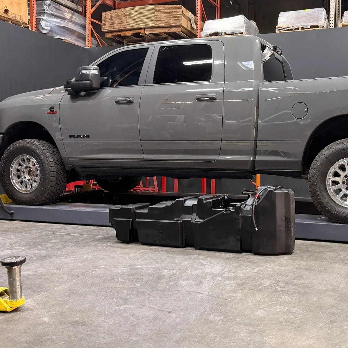S&amp;B High-Capacity 52 Gallon Replacement Fuel Tank 25-26 Ram 6.7L Cummins Mega Cab Short Bed