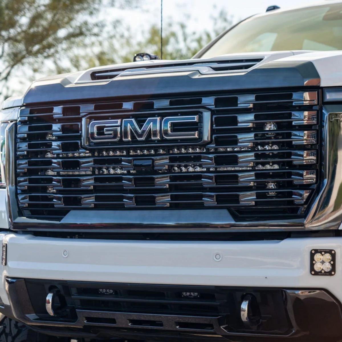 SDHQ Behind The Grille 40" Light Bar Mount 24-26 GMC 2500HD/3500HD L5P