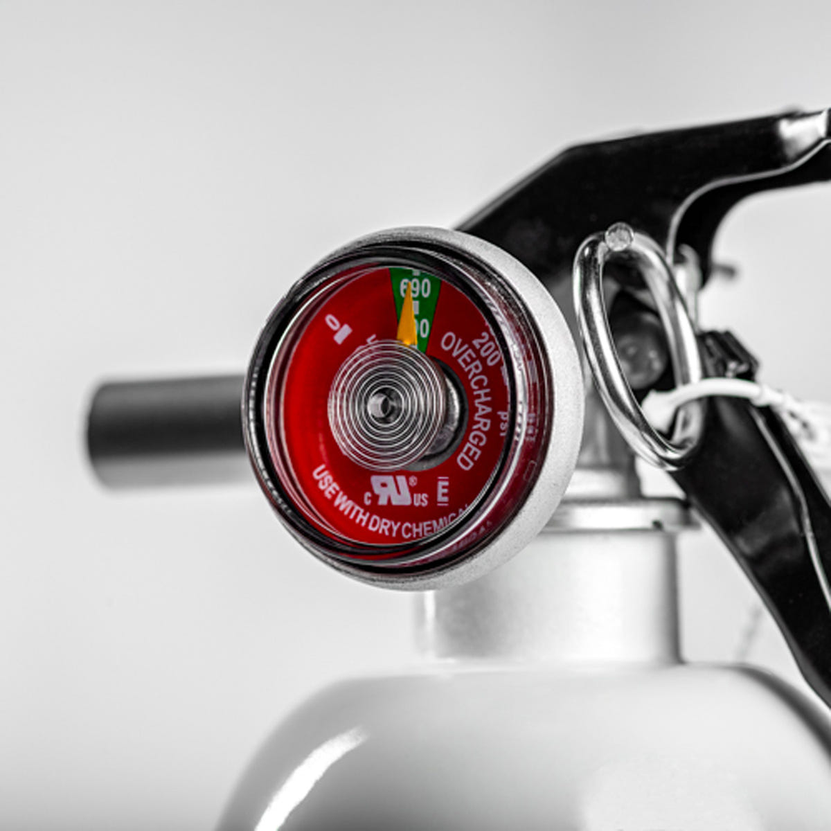 Unique Performance Fire Extinguisher Kit 03-25 Ram 2500/3500