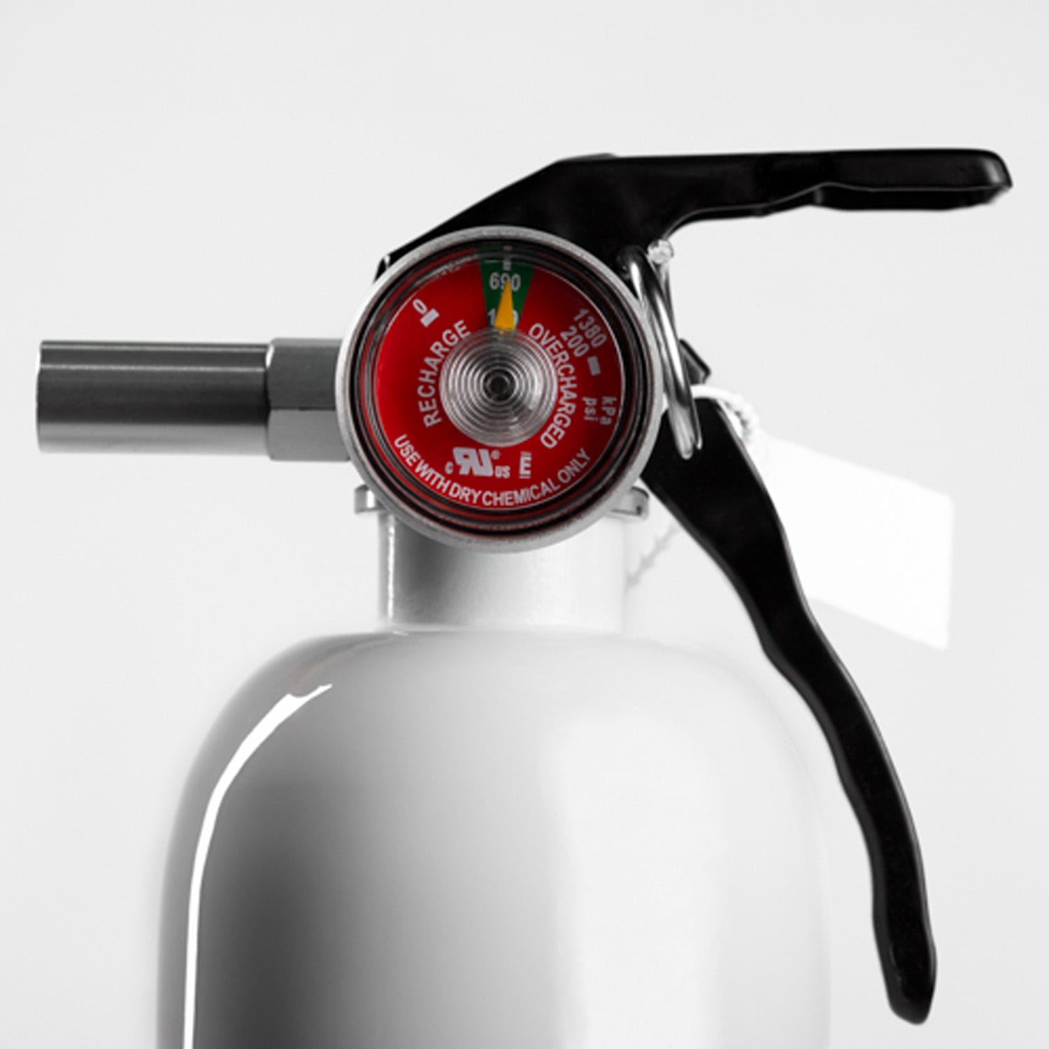 Unique Performance Fire Extinguisher Kit 03-25 Ram 2500/3500