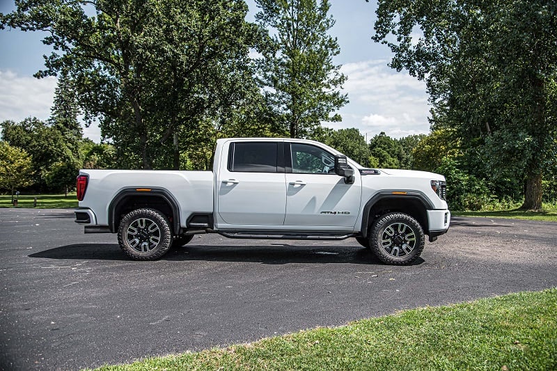 Zone Offroad 2" Leveling Kit for 20-23 GM 6.6L L5P Duramax
