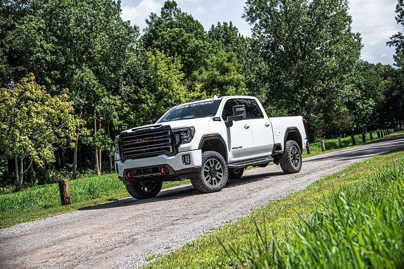 Zone Offroad 2" Leveling Kit for 20-23 GM 6.6L L5P Duramax