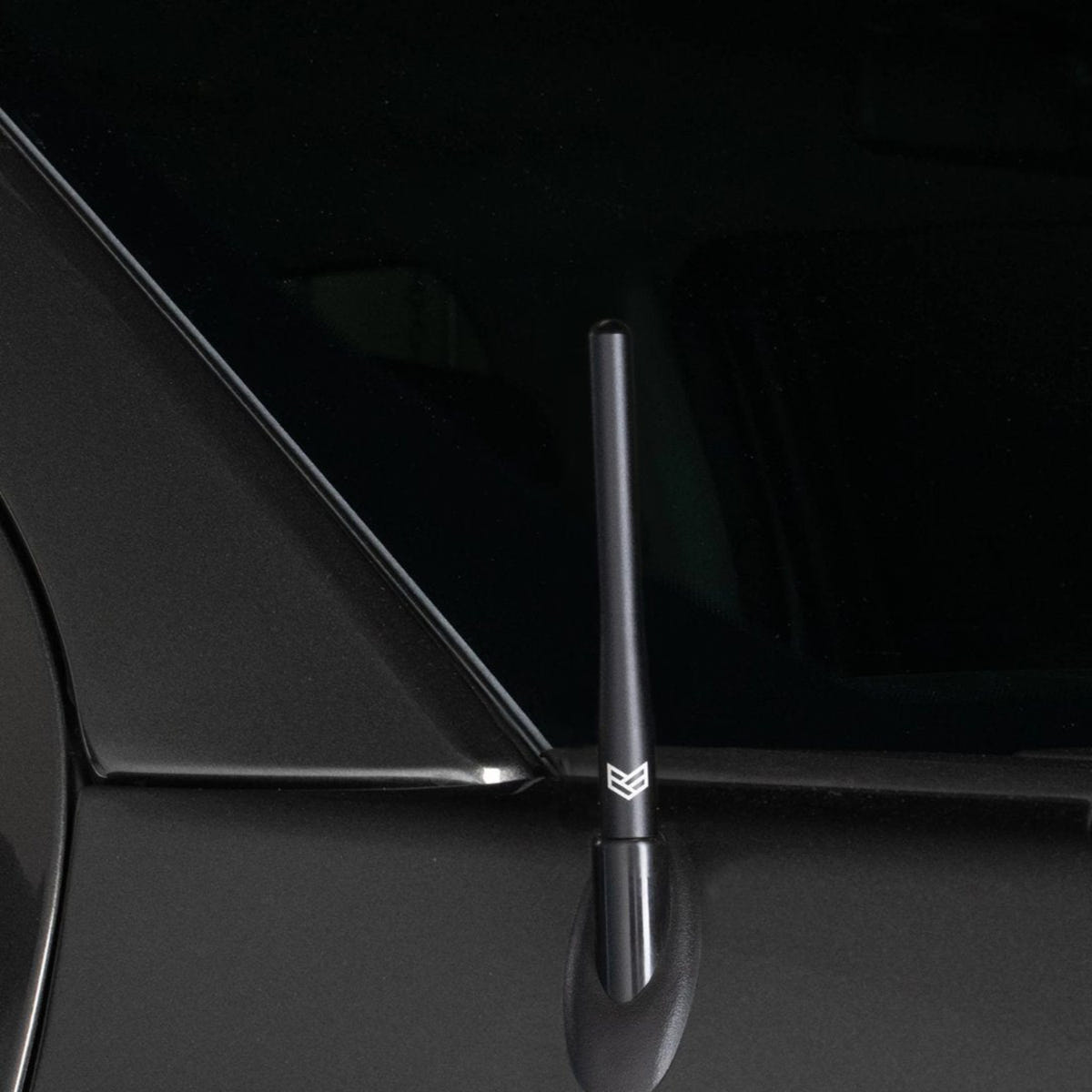 Ronin Factory Tufflock 4 Inch Antenna 94-18 Ram 2500/3500