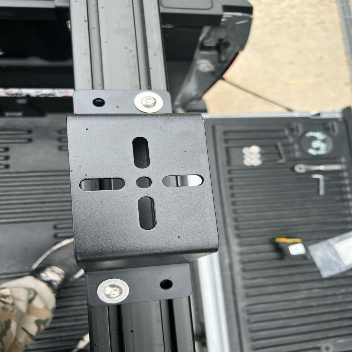 BillieBars 3.5 Inch Tent Riser and Accessory Mount