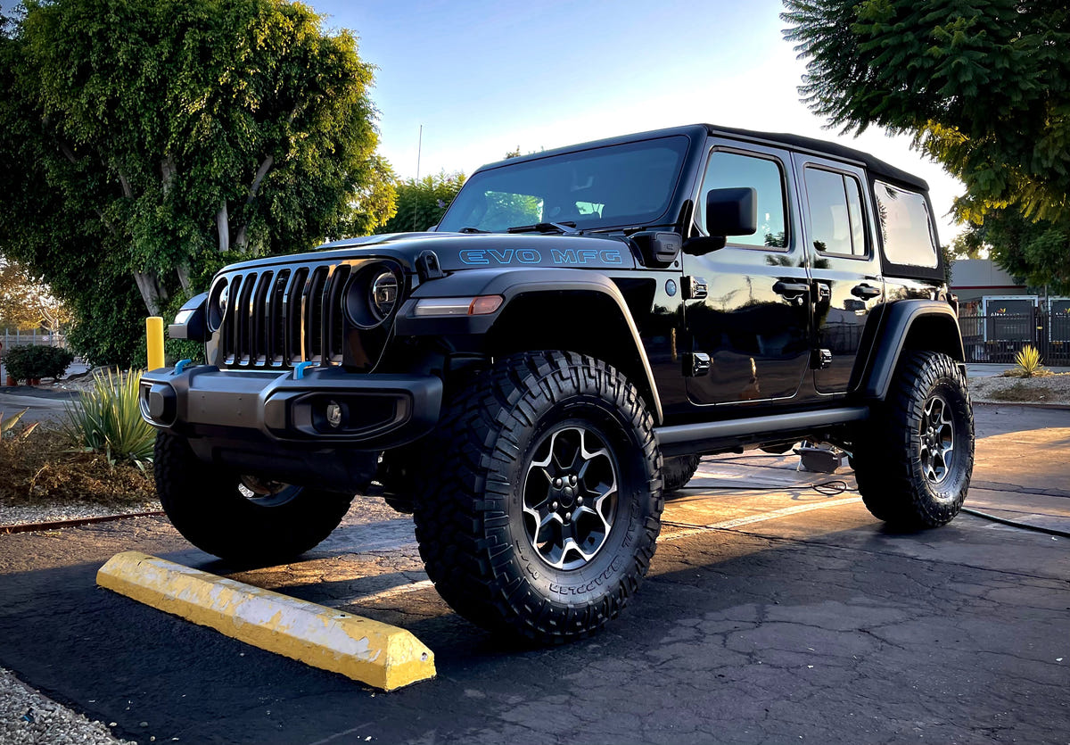 EVO Manufacturing 2.5" Lift Kit 20-23 Jeep Wrangler JL