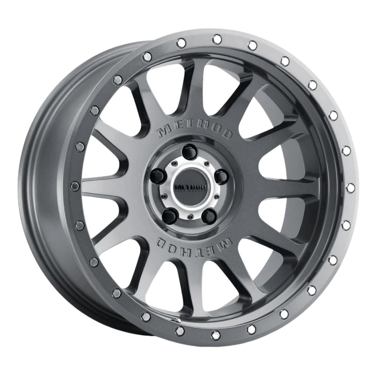 Method 605 NV wheel with replaceable lip bolts for heavy-duty trucks