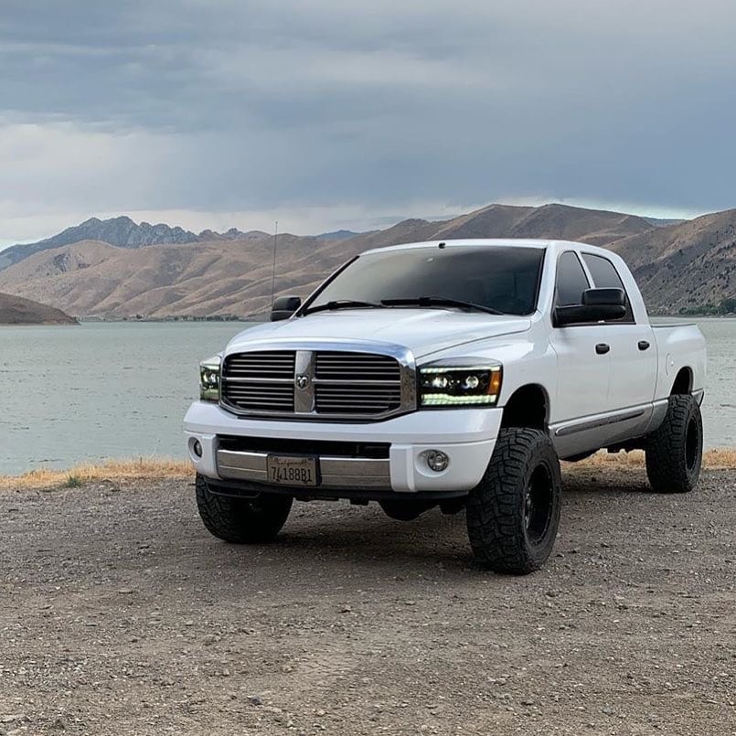 2006 dodge deals ram 2500 headlights